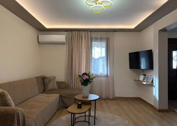 The Callistone House